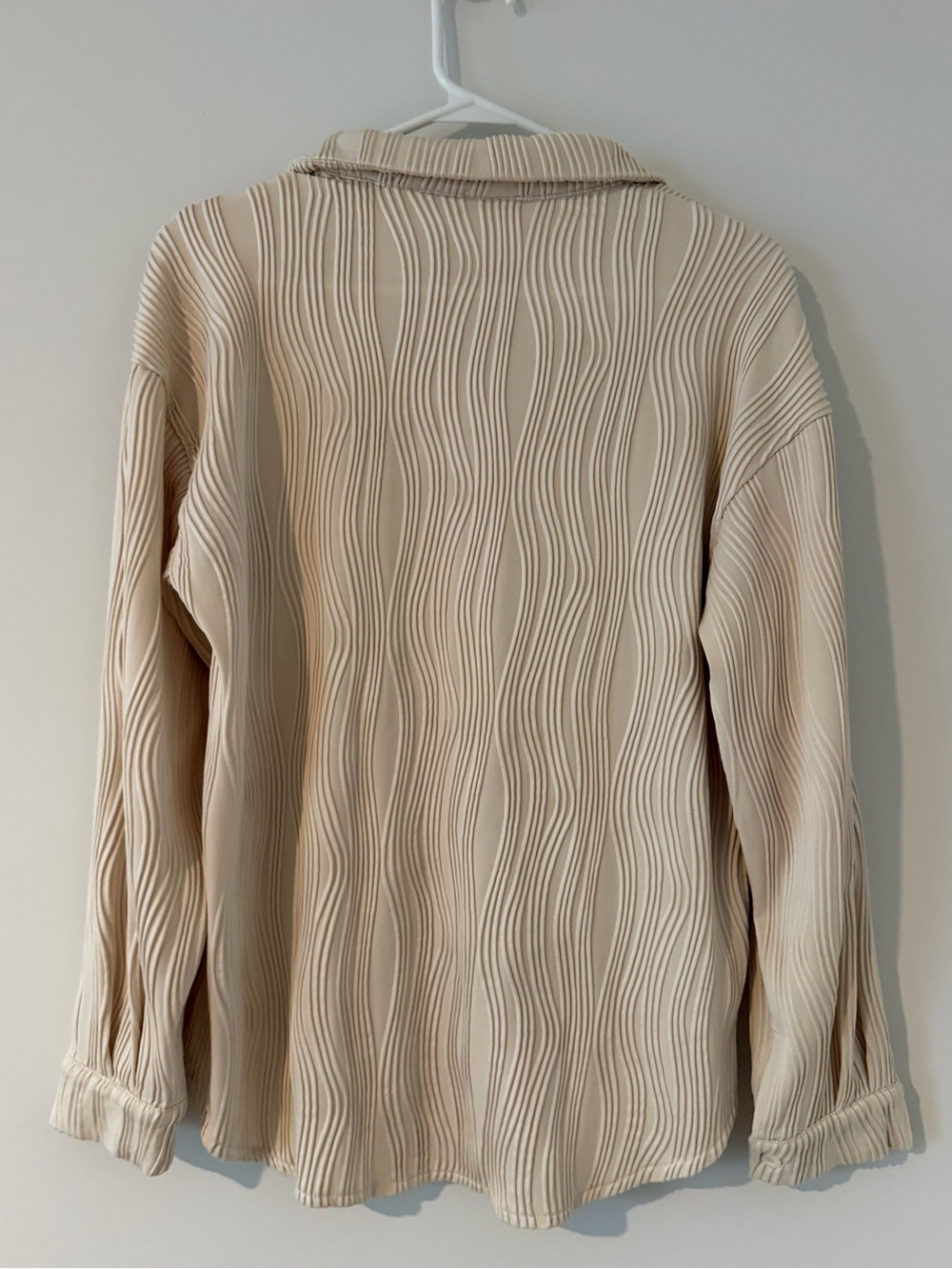 CHYRII Textured Button Down Beige Blouse Women’s Large - Picture 6 of 8